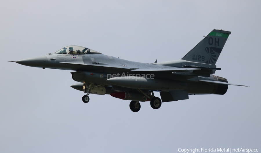 United States Air Force General Dynamics F-16CM Fighting Falcon (89-2128) | Photo 462899