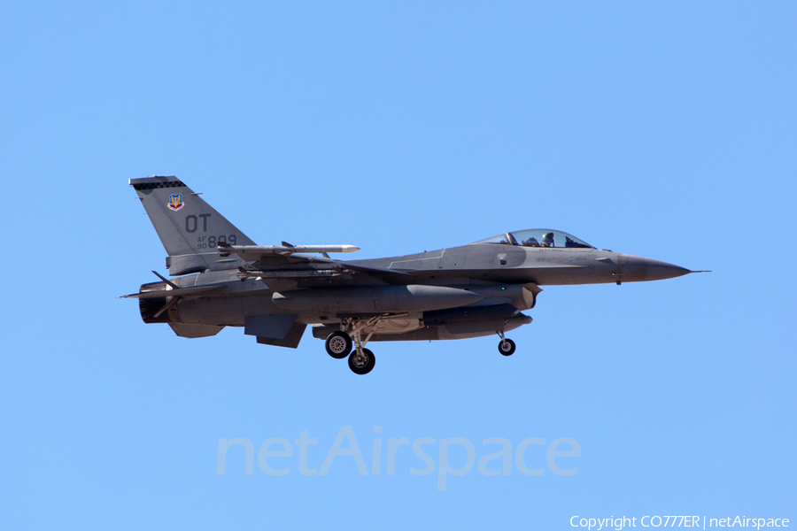United States Air Force General Dynamics F-16CM Fighting Falcon (90-0809) | Photo 39288