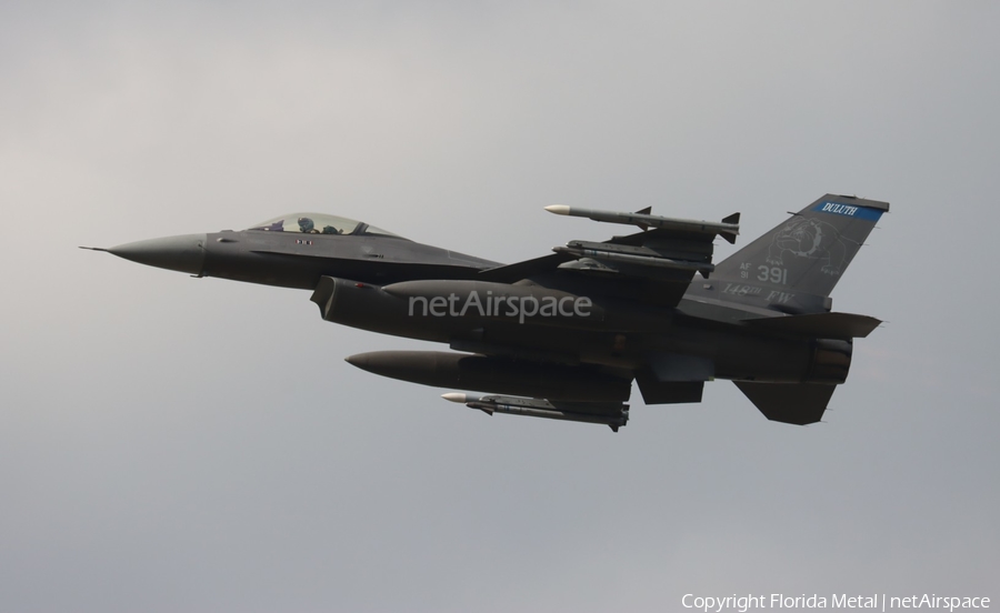 United States Air Force General Dynamics F-16CM Fighting Falcon (91-0391) | Photo 563757