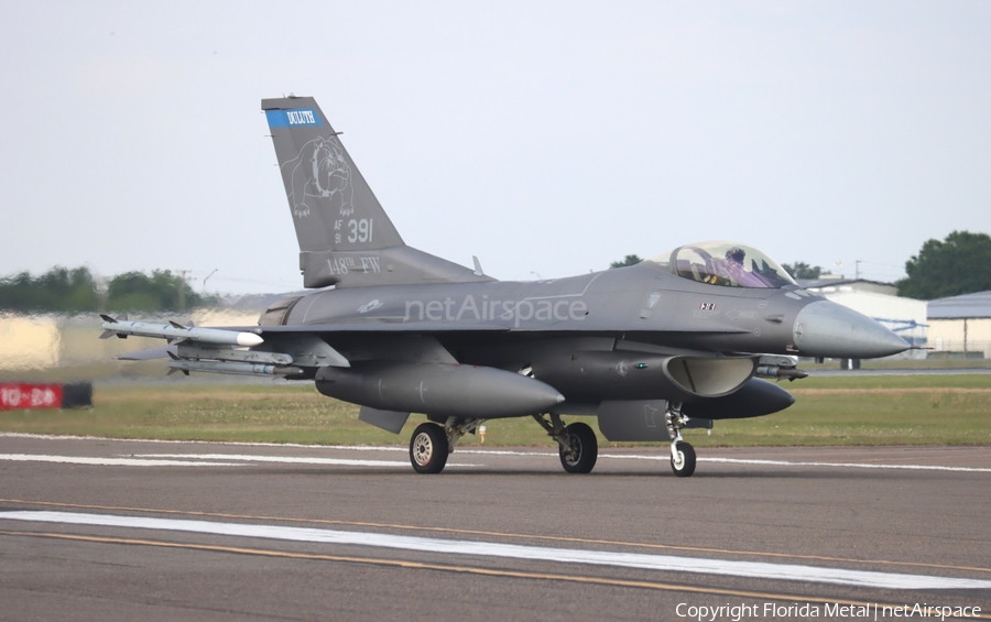 United States Air Force General Dynamics F-16CM Fighting Falcon (91-0391) | Photo 563758