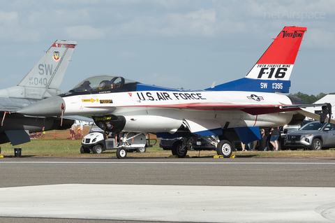 United States Air Force General Dynamics F-16C Fighting Falcon (91-0395) at  Lakeland - Regional, United States