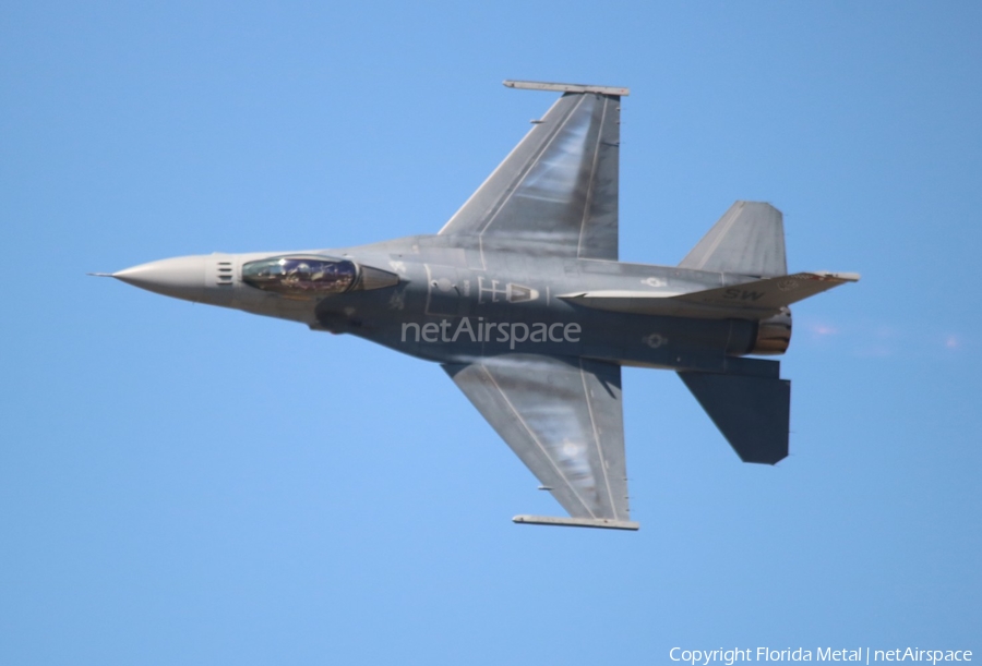 United States Air Force General Dynamics F-16CJ Fighting Falcon (91-0398) | Photo 463260