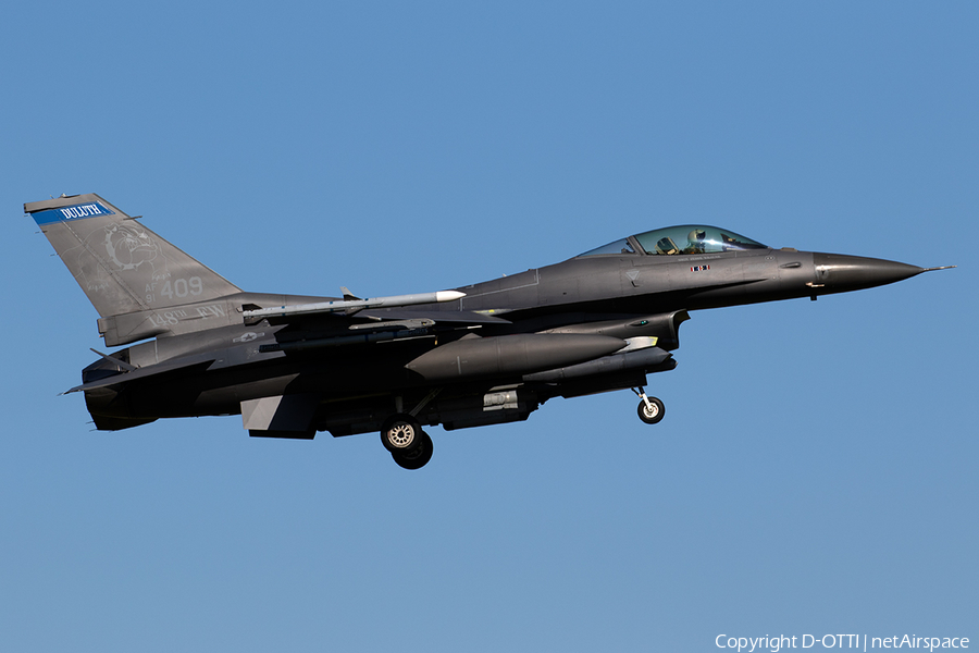 United States Air Force General Dynamics F-16CM Fighting Falcon (91-0409) | Photo 309976