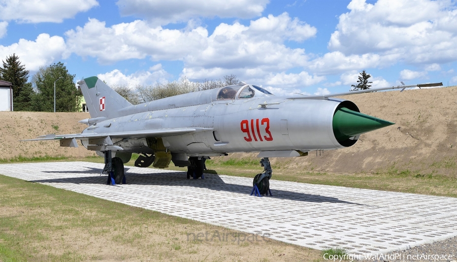 Polish Air Force (Siły Powietrzne) Mikoyan-Gurevich MiG-21MF Fishbed-J (9113) | Photo 446491