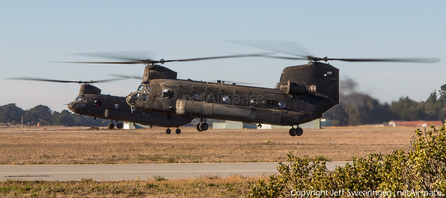 United States Army Boeing CH-47D Chinook (92-00285) | Photo 36713