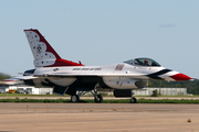 United States Air Force General Dynamics F-16CM Fighting Falcon (92-3***) at  Rockford - International, United States