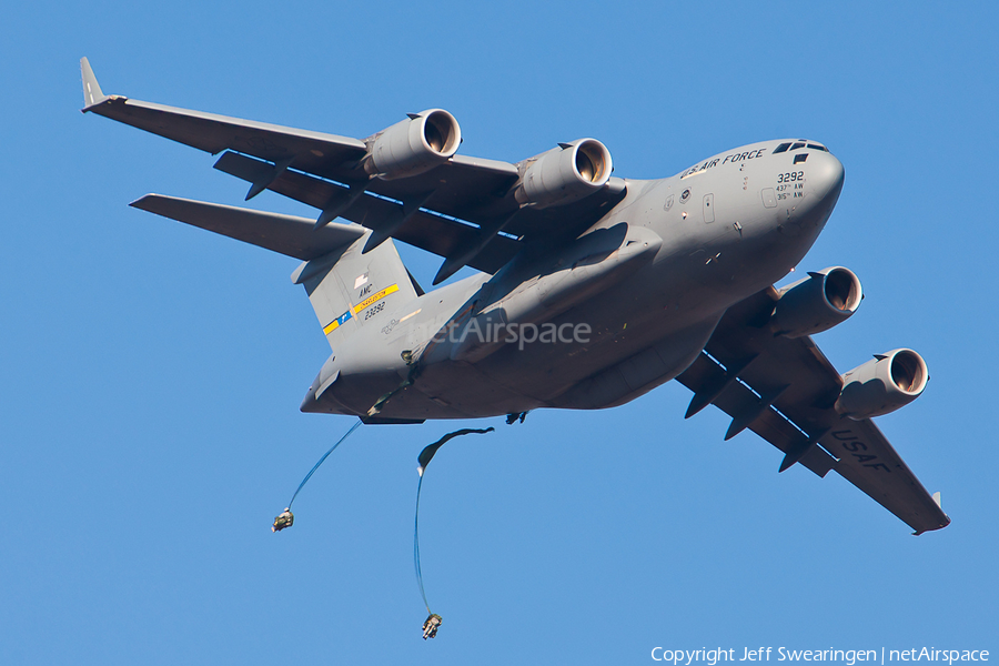 United States Air Force Boeing C-17A Globemaster III (92-3292) | Photo 15121