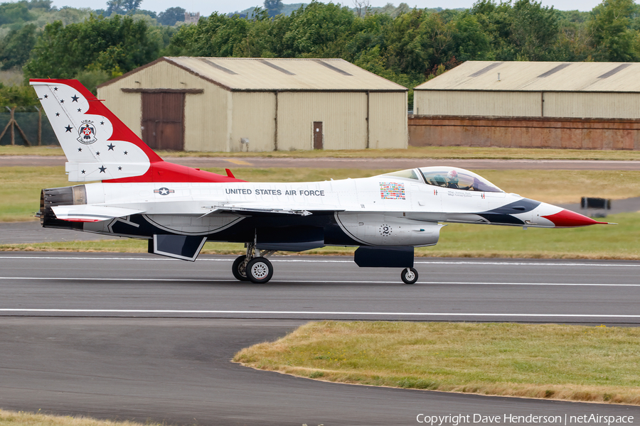 United States Air Force General Dynamics F-16CM Fighting Falcon (92-3881) | Photo 450117