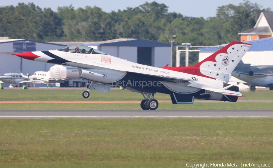 United States Air Force General Dynamics F-16CM Fighting Falcon (92-3881) | Photo 514599