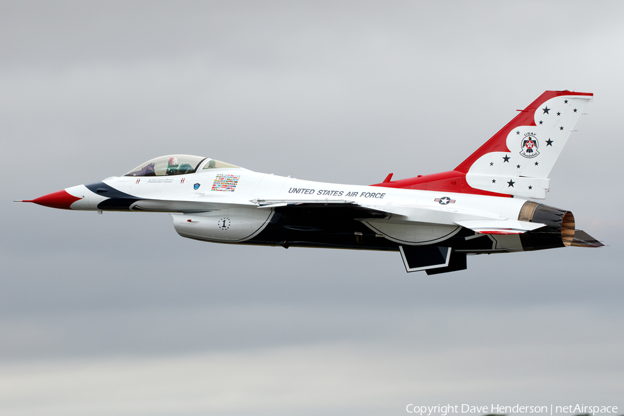 United States Air Force General Dynamics F-16CM Fighting Falcon (92-3888) | Photo 450125