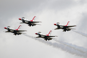 United States Air Force General Dynamics F-16CM Fighting Falcon (92-3888) at  RAF Fairford, United Kingdom