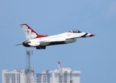 United States Air Force General Dynamics F-16CM Fighting Falcon (92-3888) at  Ft. Lauderdale - International, United States