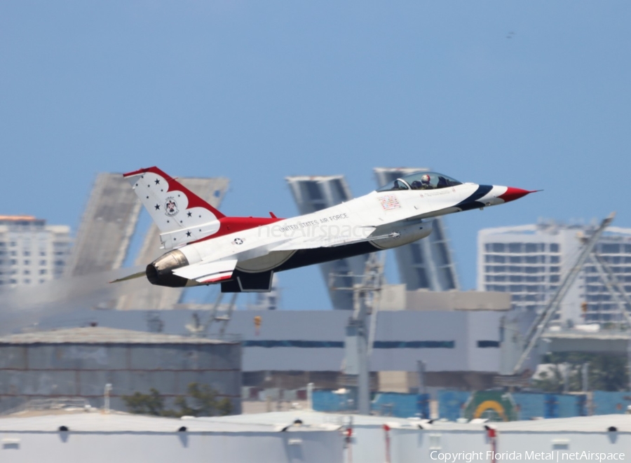 United States Air Force General Dynamics F-16C Fighting Falcon (92-3896) | Photo 514603