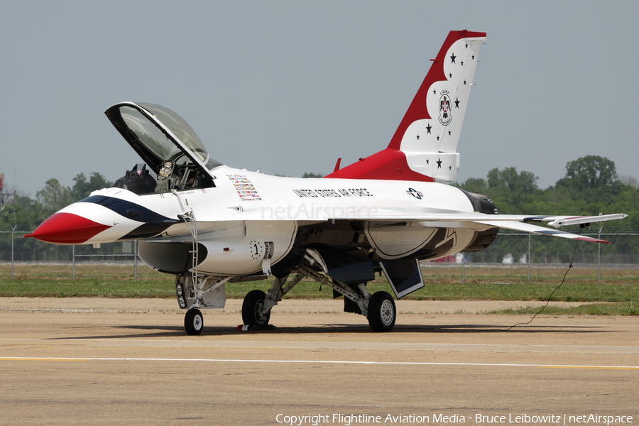 United States Air Force General Dynamics F-16CM Fighting Falcon (92-3898) | Photo 172821