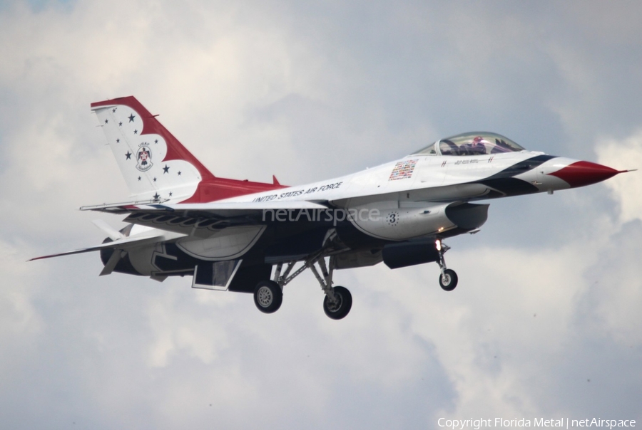 United States Air Force General Dynamics F-16CM Fighting Falcon (92-3908) | Photo 463509