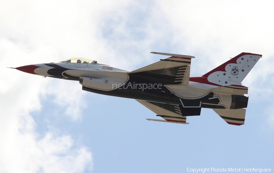 United States Air Force General Dynamics F-16CM Fighting Falcon (92-3908) | Photo 308582