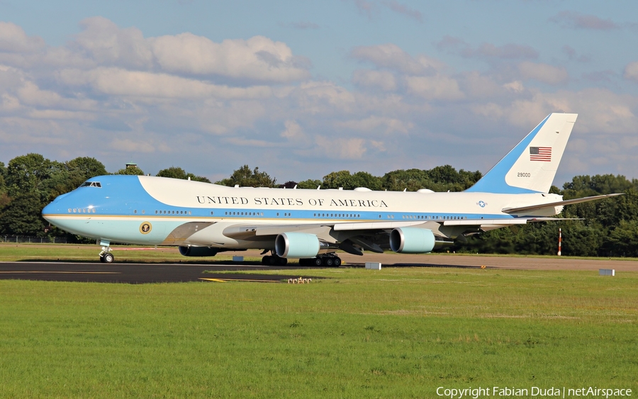 United States Air Force Boeing VC-25A (92-9000) | Photo 273489