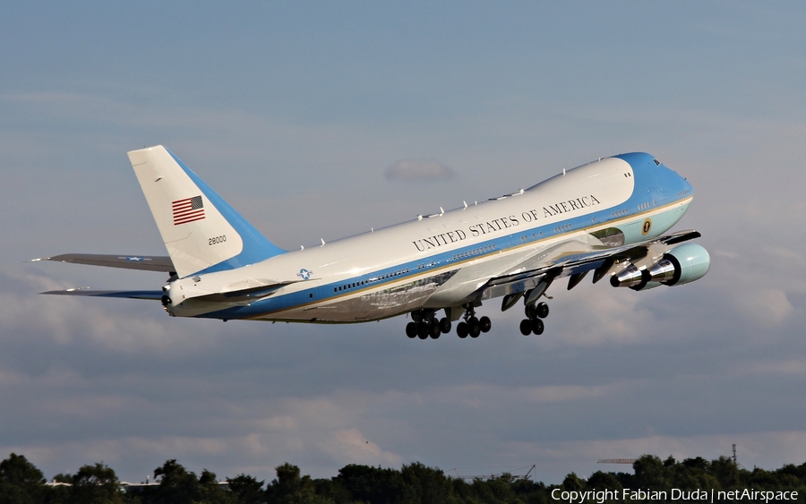 United States Air Force Boeing VC-25A (92-9000) | Photo 273490