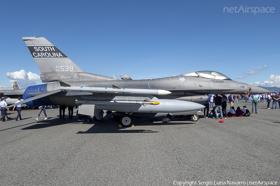 United States Air Force General Dynamics F-16CM Fighting Falcon (93-0539) | Photo 451516