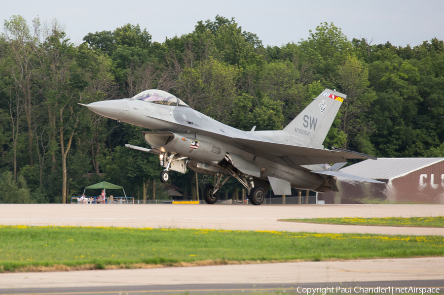 United States Air Force General Dynamics F-16CM Fighting Falcon (93-0540) | Photo 255463