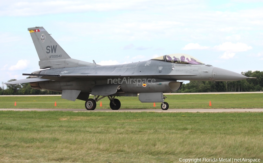 United States Air Force General Dynamics F-16CM Fighting Falcon (93-0540) | Photo 308589