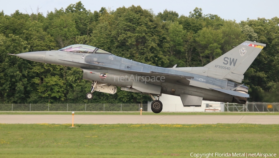 United States Air Force General Dynamics F-16CM Fighting Falcon (93-0540) | Photo 308591