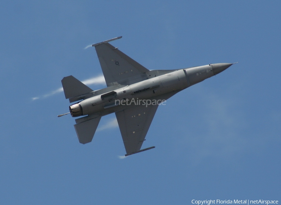 United States Air Force General Dynamics F-16CM Fighting Falcon (93-0546) | Photo 463609