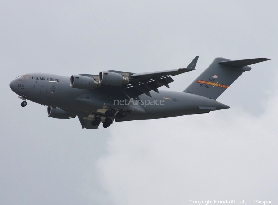 United States Air Force Boeing C-17A Globemaster III (93-0601) | Photo 463630