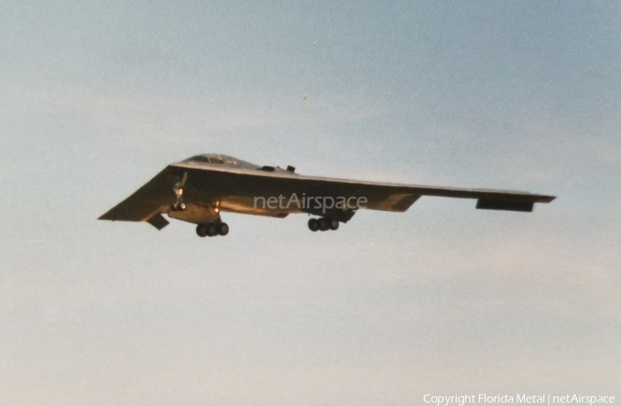 United States Air Force Northrop Grumman B-2A Spirit (93-1085) | Photo 463635