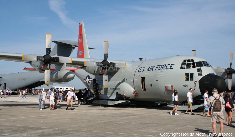 United States Air Force Lockheed LC-130H Hercules (93-1096) | Photo 463658