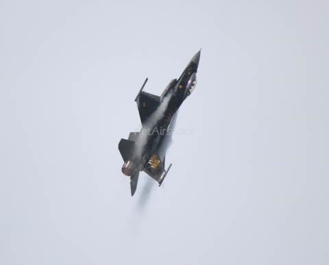 United States Air Force General Dynamics F-16CM Fighting Falcon (94-0047) at  Orlando - Sanford International, United States