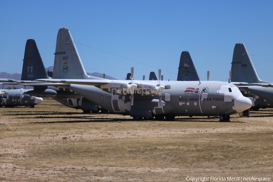 Royal Norwegian Air Force Lockheed C-130H Hercules (957) | Photo 464271