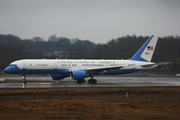 United States Air Force Boeing C-32A (98-0001) at  Luxembourg - Findel, Luxembourg