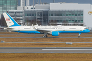 United States Air Force Boeing C-32A (98-0001) at  Munich, Germany