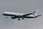 United States Air Force Boeing C-32A (98-0002) at  Belfast / Aldergrove - International, United Kingdom