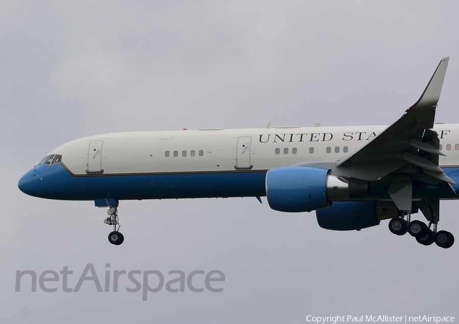 United States Air Force Boeing C-32A (98-0002) | Photo 164058