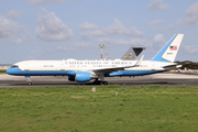 United States Air Force Boeing C-32A (98-0002) at  Luqa - Malta International, Malta