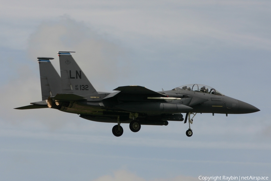 United States Air Force McDonnell Douglas F-15E Strike Eagle (98-0132) | Photo 553888