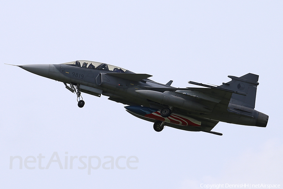 Czech Air Force SAAB JAS 39D Gripen (9819) | Photo 631891