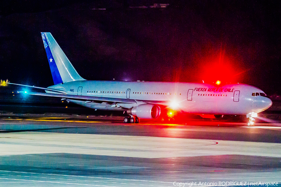 Chilean Air Force (Fuerza Aerea De Chile) Boeing 767-3Y0(ER) (985) | Photo 518593