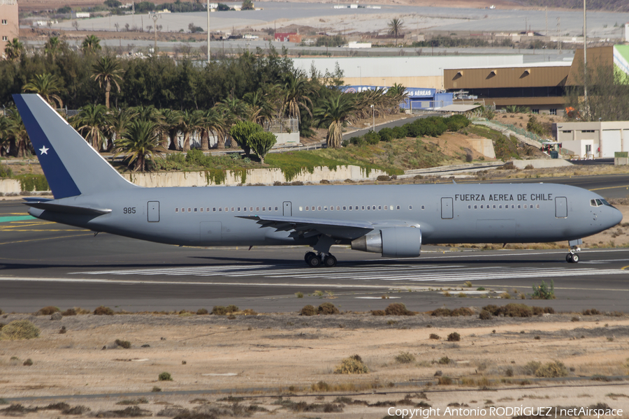 Chilean Air Force (Fuerza Aerea De Chile) Boeing 767-3Y0(ER) (985) | Photo 164600