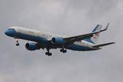 United States Air Force Boeing C-32A (99-0004) at  Warsaw - Frederic Chopin International, Poland