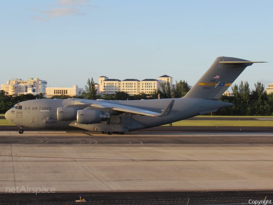 United States Air Force Boeing C-17A Globemaster III (99-0169) | Photo 541288