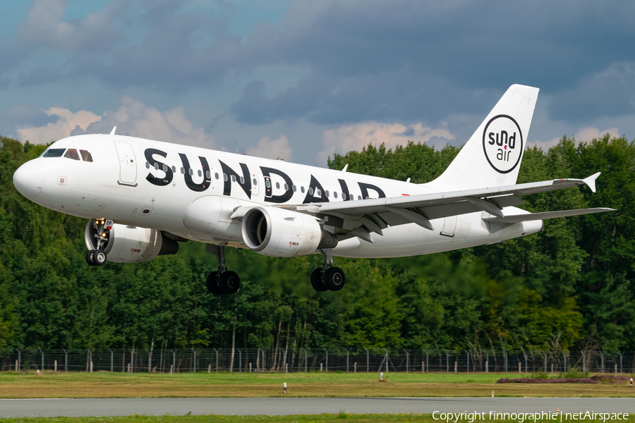 Sundair Airbus A319-112 (9A-BER) | Photo 522846