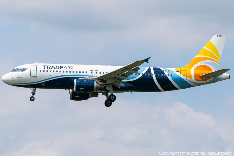 Trade Air Airbus A320-212 (9A-BTG) | Photo 452485