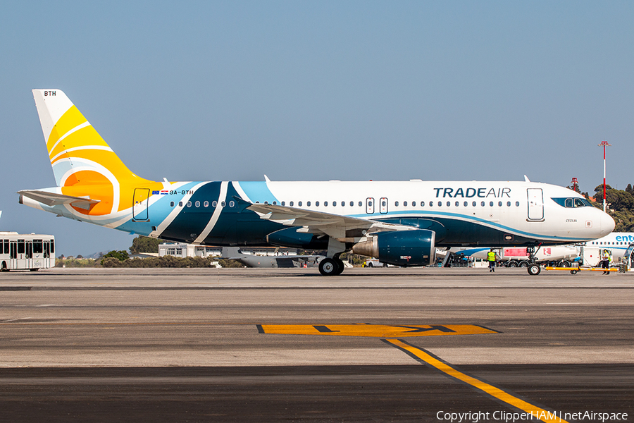 Trade Air Airbus A320-214 (9A-BTH) | Photo 414098