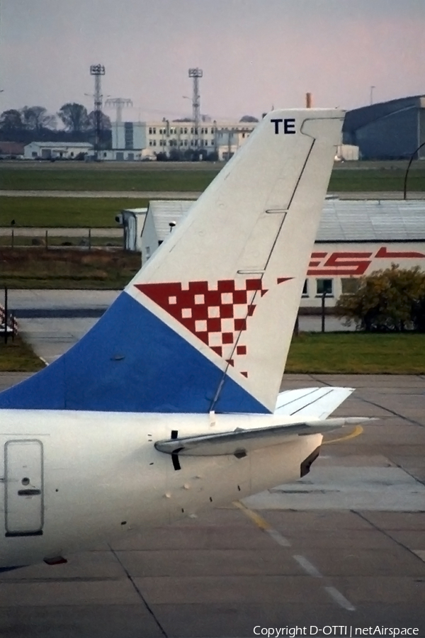 Croatia Airlines Boeing 737-230(Adv) (9A-CTE) | Photo 252332