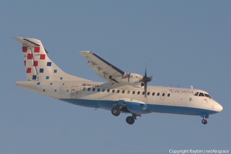 Croatia Airlines ATR 42-300 (9A-CTS) | Photo 563186