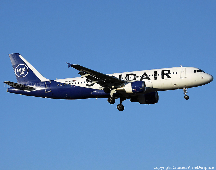 Sundair Airbus A320-214 (9A-IRM) | Photo 518711