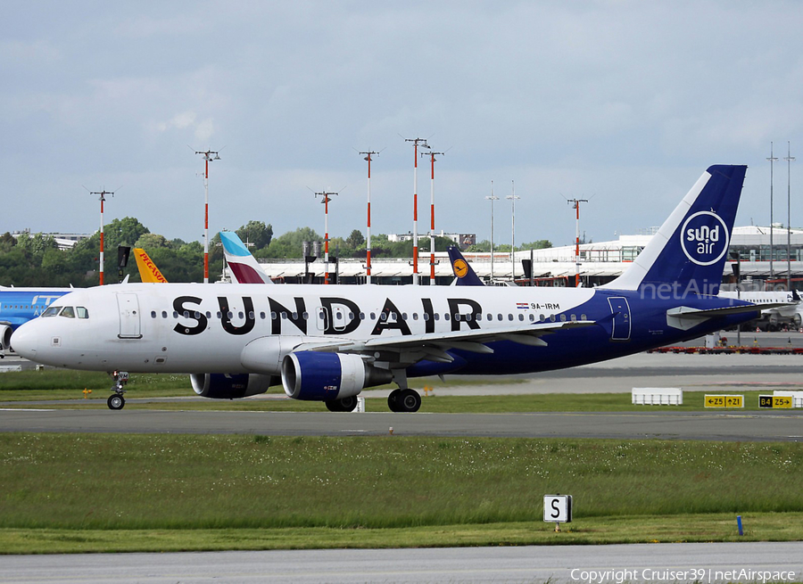 Sundair Airbus A320-214 (9A-IRM) | Photo 524620